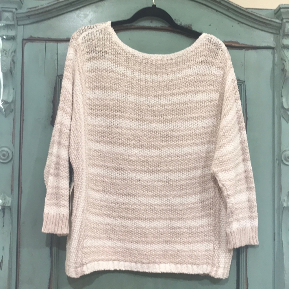 Chico’s light sweater - Picture 5 of 6